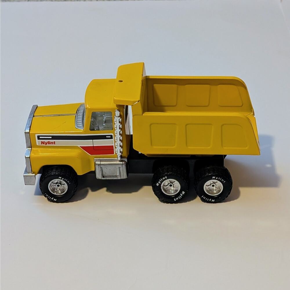 Vintage Metal Nylint Yellow Dump Truck 8" Dongkook Korea Rockford IL USA
